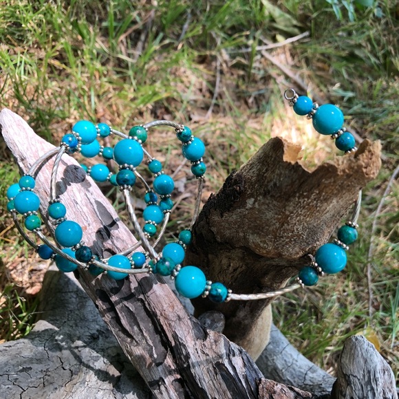 đź’—Turquoise-Dyed Jasper Handmade Braceletđź’“ - Picture 4 of 5